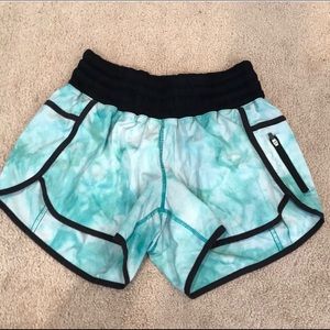 Lululemon Tracker Shorts: Size 8